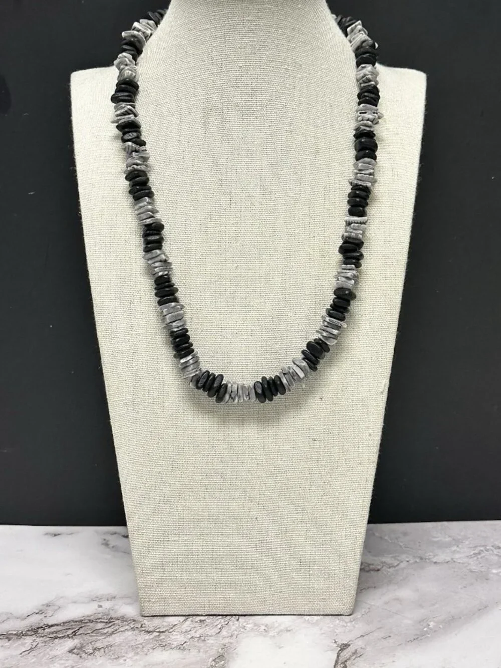 3/$30 Puka Shell Necklace Men Black Grey Chip Beads Y2K  Surfer Beach  20